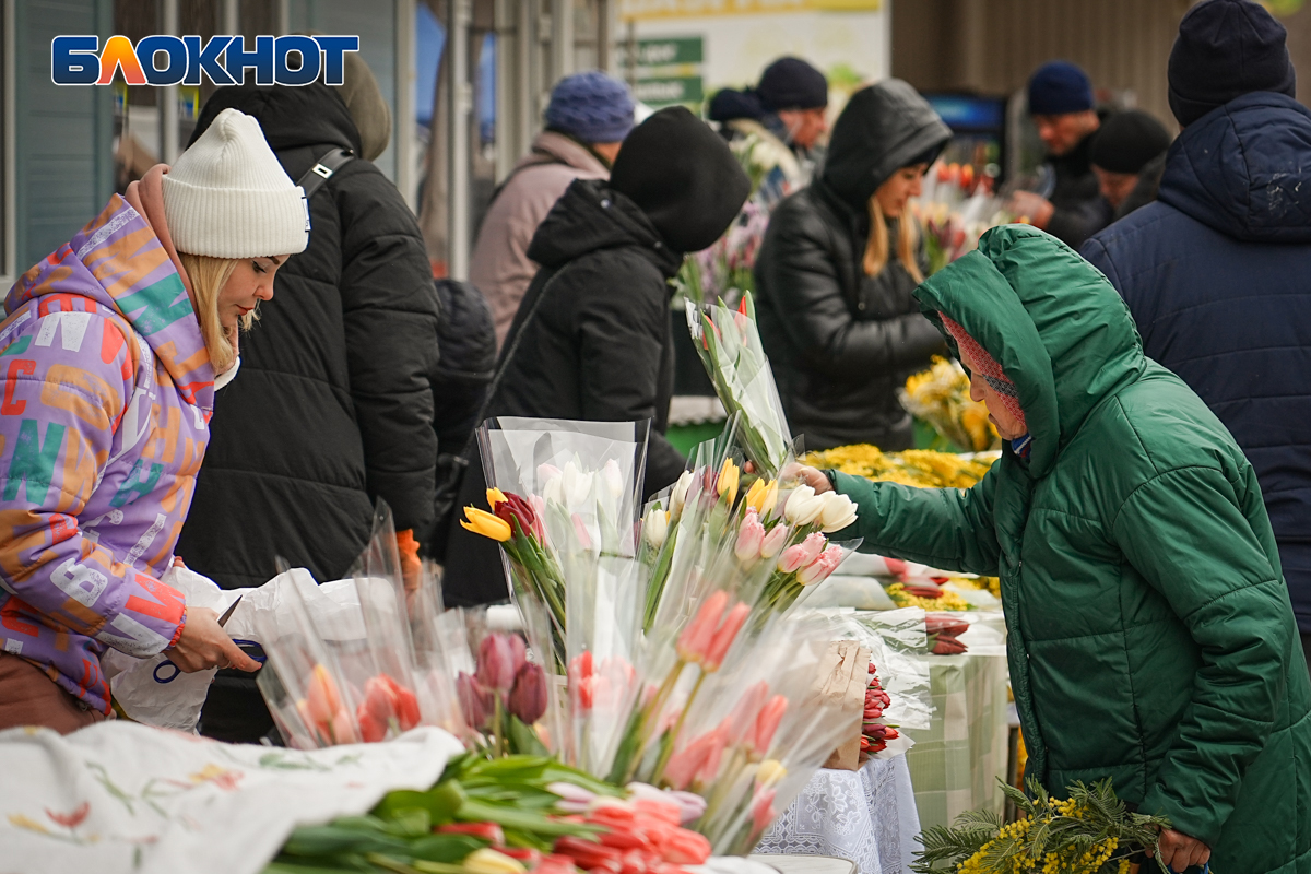 Цветочный переполох» накрыл Волгодонск 8 марта