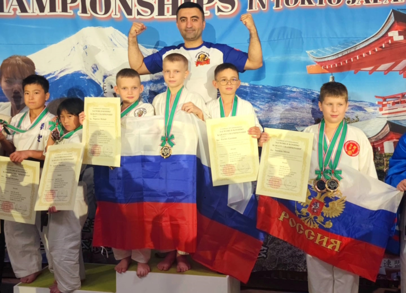 Историческая победа: каратисты из Волгодонска стали чемпионами мира в Японии