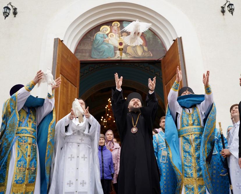 Праздник Благовещения отмечают православные верующие Волгодонска