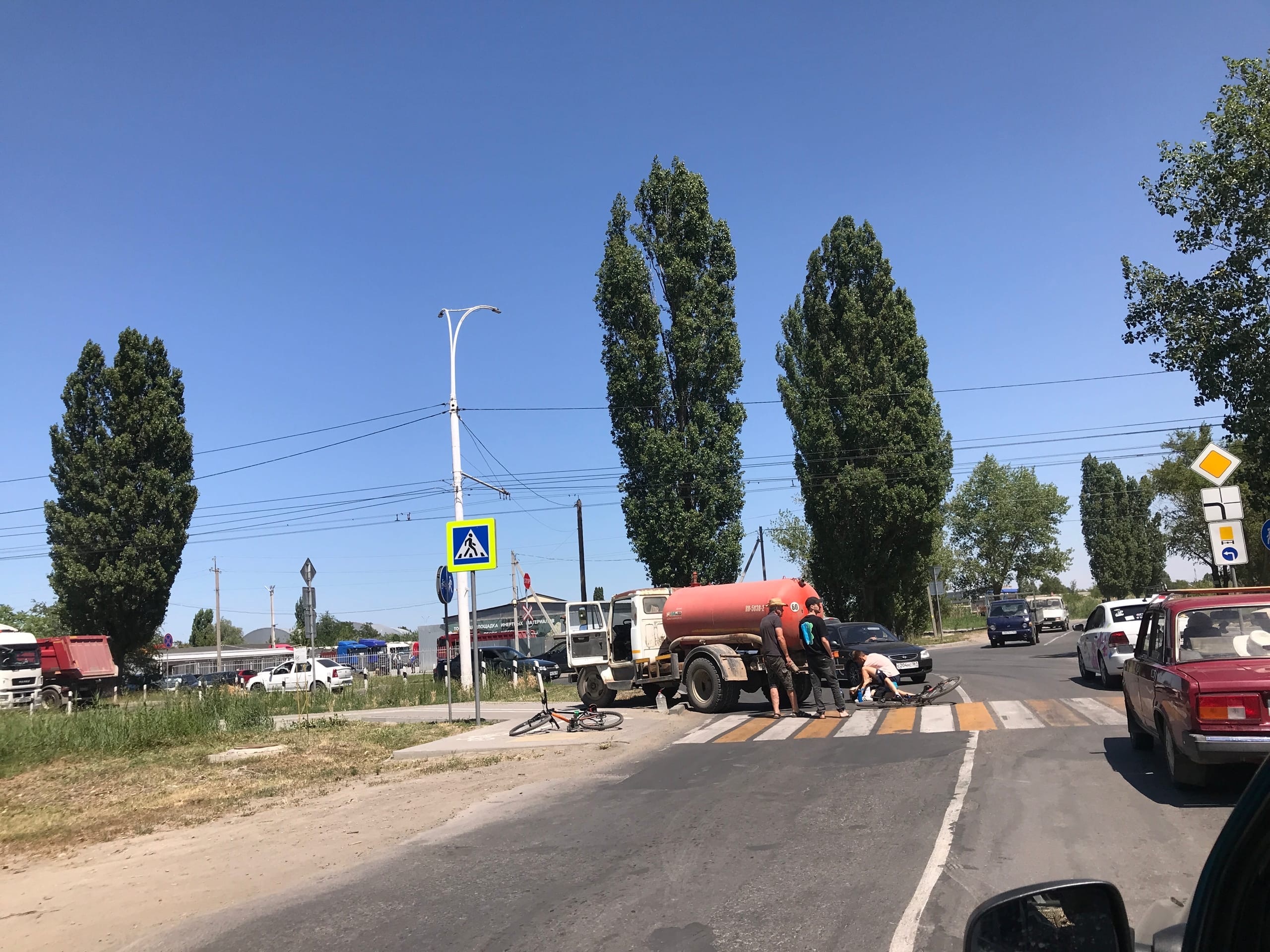 Велосипедистку сбила ассенизаторская машина в Волгодонске