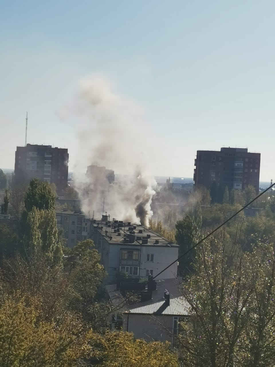 Крупный пожар разгорелся в квартире на улице Максима Горького в Волгодонске