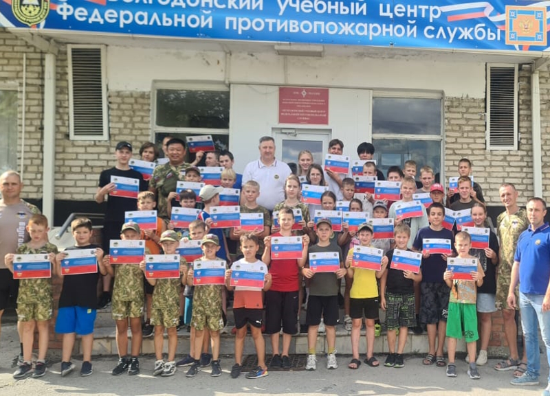 Увлекательный и полезный трехдневный курс «Юный спасатель» прошли рукопашники из Волгодонска и Зимовников
