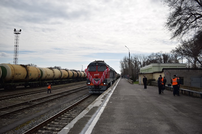 Морозовский аэродром ростовская. Морозовск Волгодонск. ЖД парк Морозовск. Станция Волгодонская СКЖД. Станция Морозовск Ростовская область.