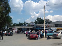 Ужасные столпотворения. Волгодонск.вокзал. майские праздники....