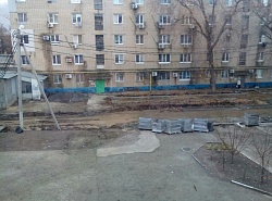 Перекопан переулок Вокзальный с двух сторон ни машинам не людям не пробраться