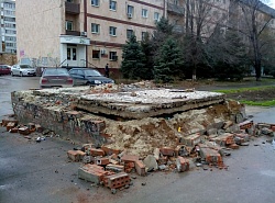 Отремонтировали